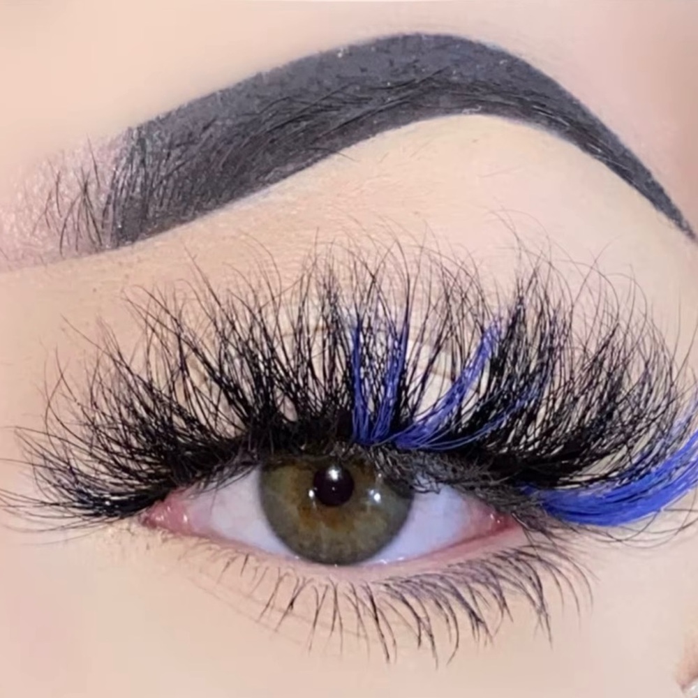 Multicolored Dramatic Lashes - Picture 7 of 7